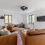 Stadtvilla Falkenstein דירה