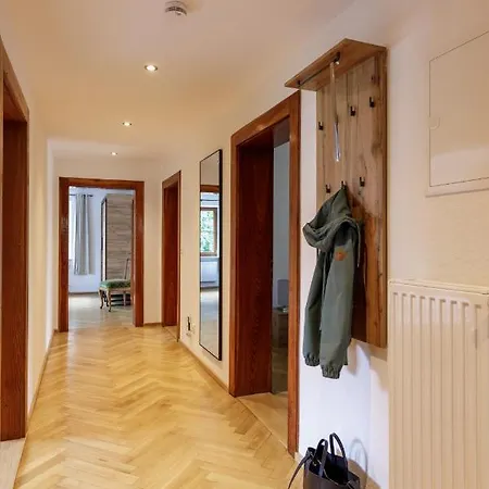 Stadtvilla Falkenstein Апартаменты *