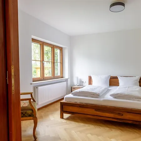 Апартаменты Stadtvilla Falkenstein