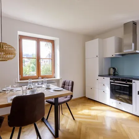 Stadtvilla Falkenstein Апартаменты Фюссен
