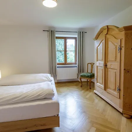 Stadtvilla Falkenstein Апартаменты Фюссен